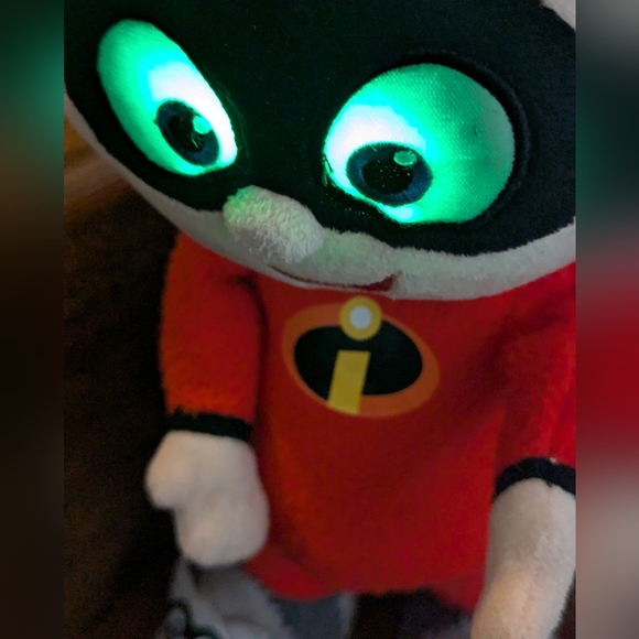 Vintage The Incredibles Fightin' Fun Jack-Jack 15" Electronic Plush - Picture 11 of 13